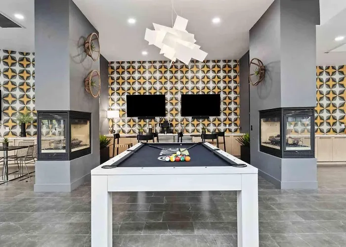 Cozysuites - Westgate With Pool 10 Glendale