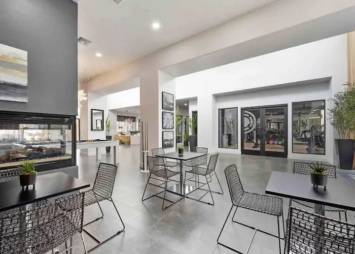 Cozysuites - Westgate With Pool 10 Apartment Glendale