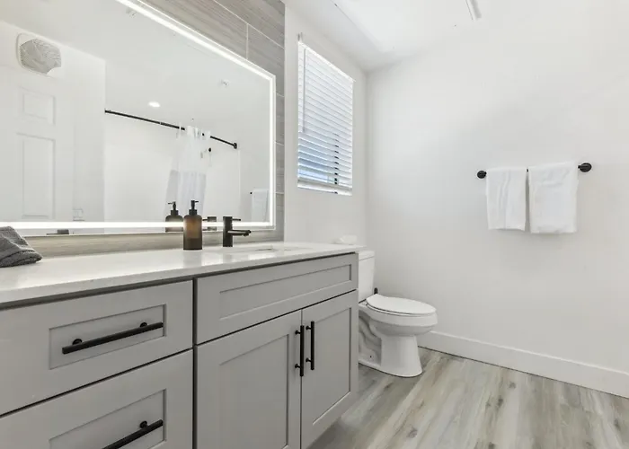 Cozysuites - Westgate With Pool 10 * Glendale
