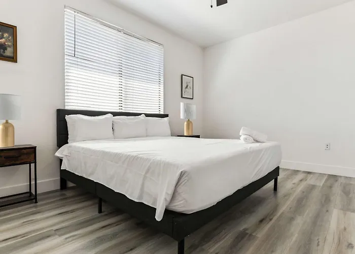 Cozysuites - Westgate With Pool 10 Apartment *