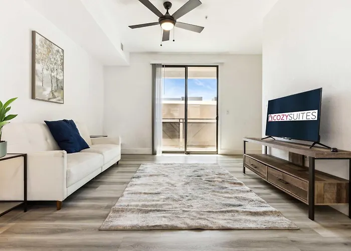 Apartment Cozysuites - Westgate With Pool 10